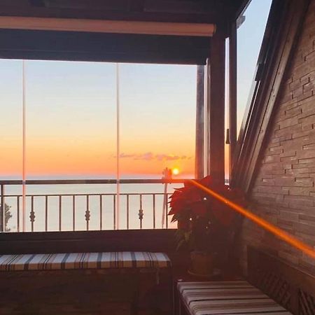 Apartamento Casa Vacanze Cuzari Letojanni Exterior foto